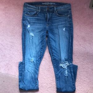 Distressed AE Jeans